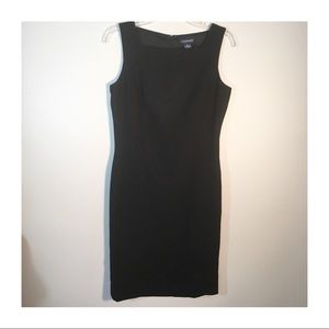 Ann Taylor Dress size 6